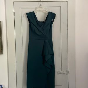 Hun(dark green) mid-length Xscape Dress. Semi-Formal. Size 4 |New|